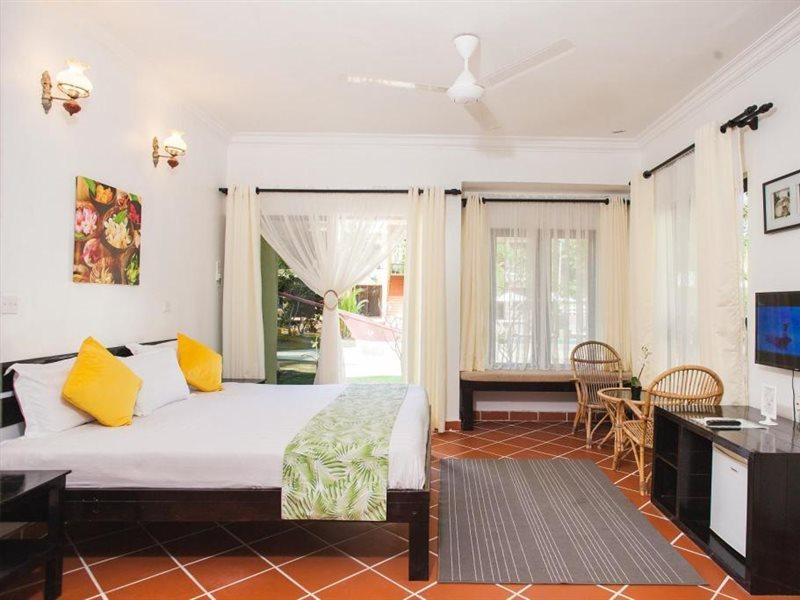 Anjungan Beach Resort Kampung Teluk Nipah Exterior foto